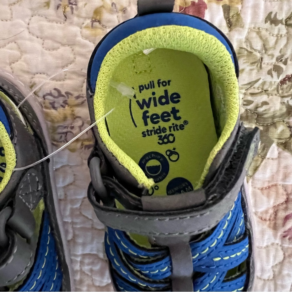 Stride Rite Amos 2.0 Size 3 - Picture 5 of 6
